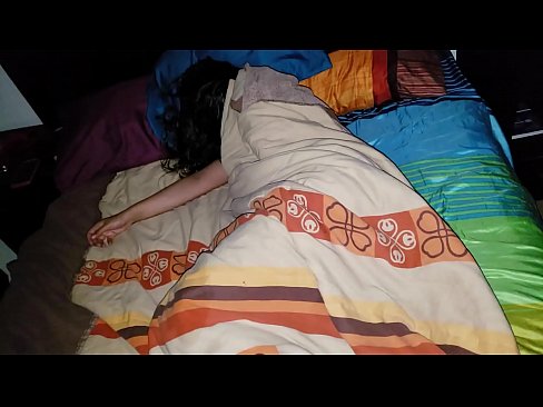 ❤️ Ny zananikely manenjika ny renikeliny tanora rehefa matory izy. Vaovao amin'ny pôrnôgrafia mg.desixxxtube.ru ﹏